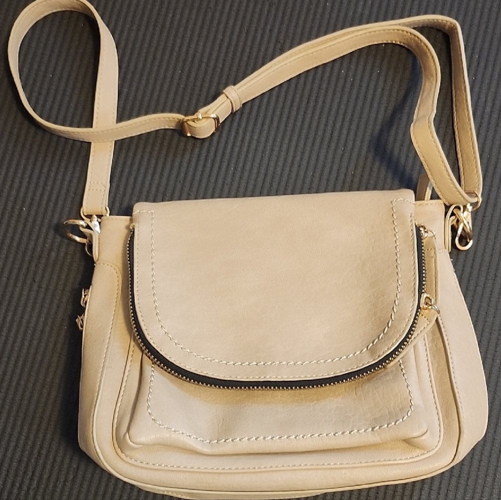 Elegant Cream Shoulder Bag